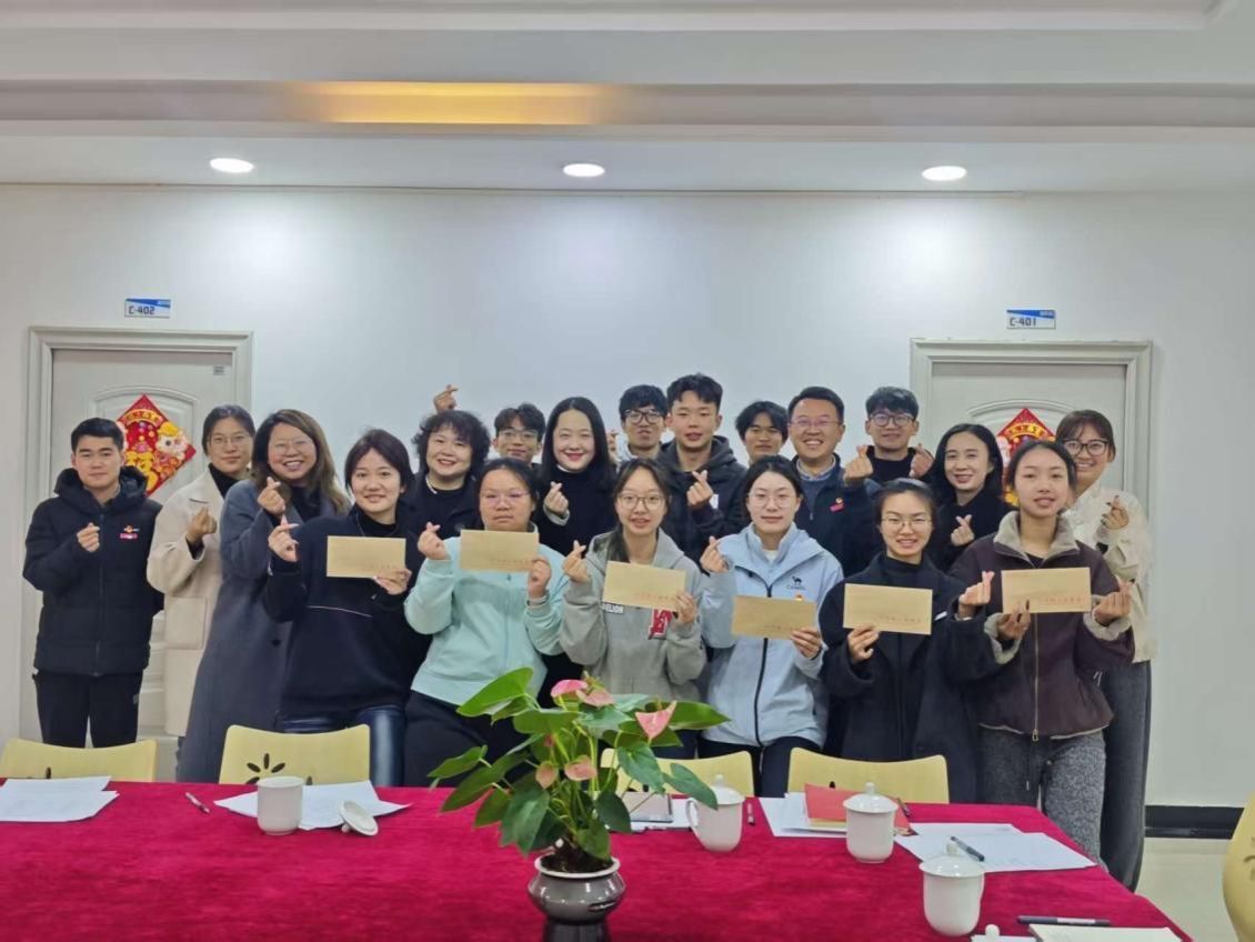 共青团云南省委、云南省学联到学校开展走访慰问活动